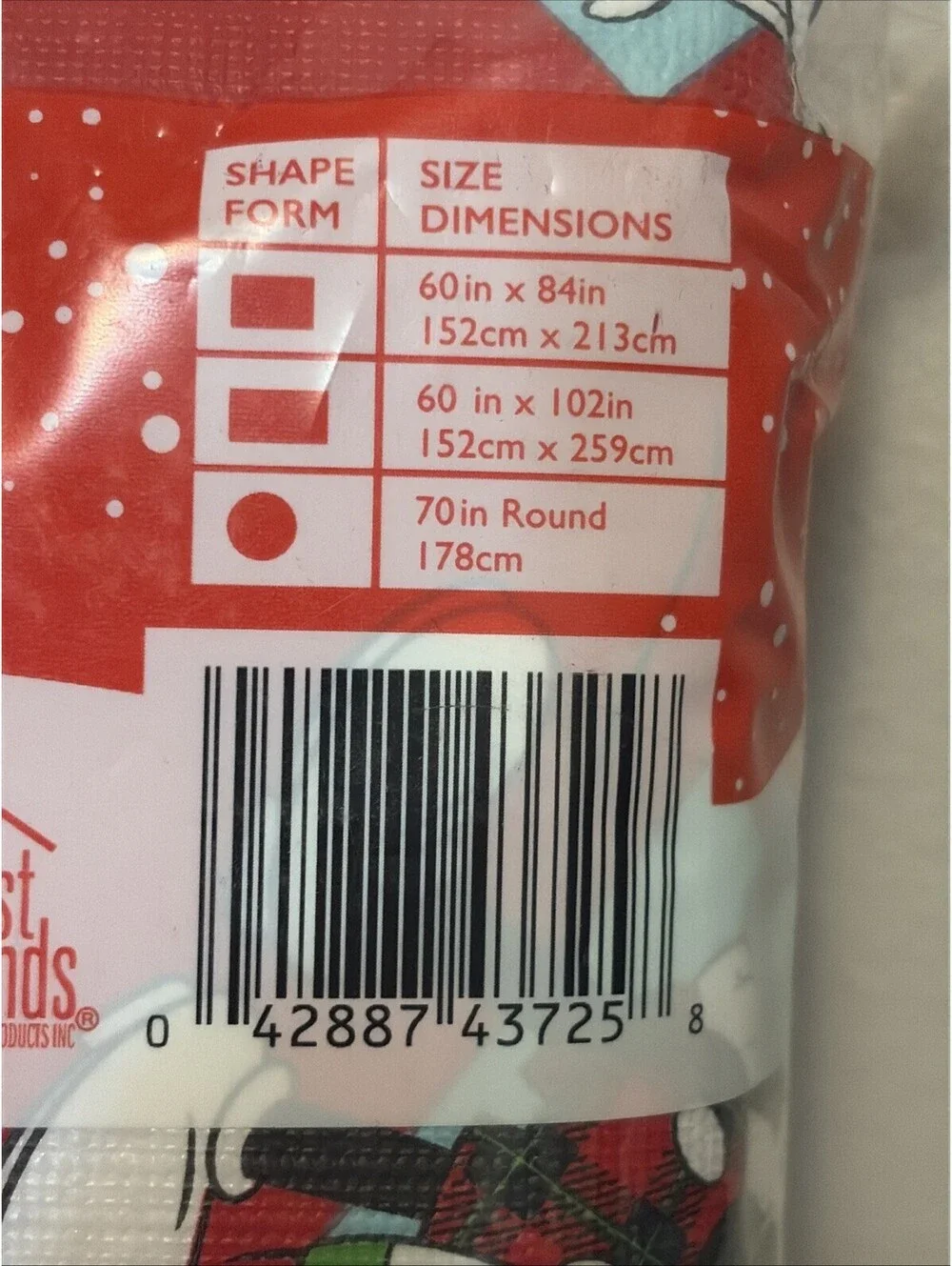 Disney Christmas 60 x 102 Tablecloth new sealed in the package
